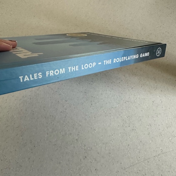 TALES From The LOOP Roleplaying in the 80’s That Never Was. Hatdcover Book. - Picture 4 of 17